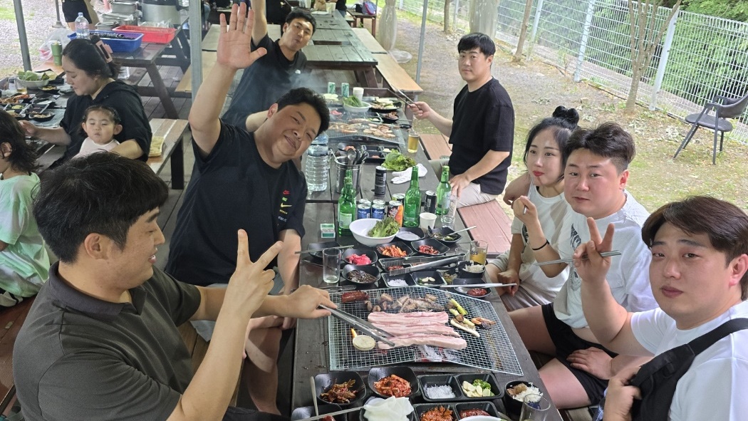 핀란드식 사우나 + 편백나무 찜질방